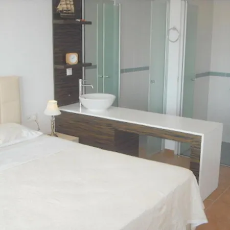 Apartment Babylon Bliss Is A Unique 3 Bed 3 Bath Duplex Home With Its Own Private Pool
