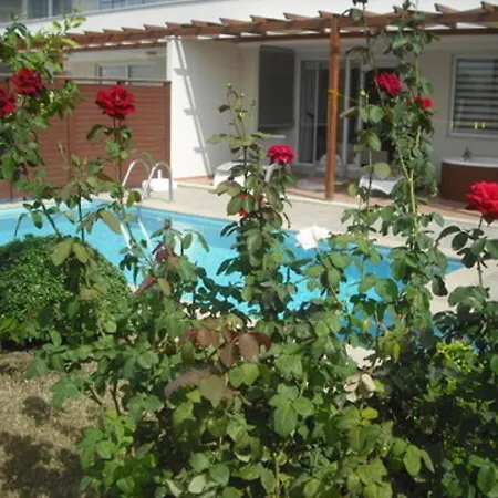 Babylon Bliss Is A Unique 3 Bed 3 Bath Duplex Home With Its Own Private Pool Apartment *