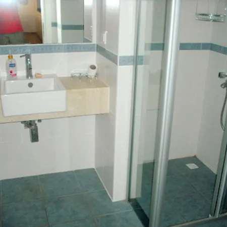 アパート Babylon Bliss Is A Unique 3 Bed 3 Bath Duplex Home With Its Own Private Pool シダ